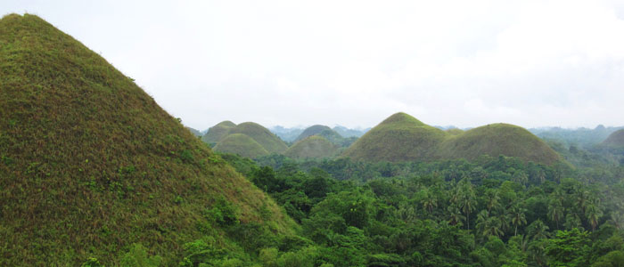 The Complete Guide to the Philippines' Chocolate Hills