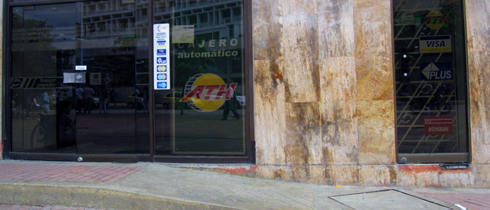 Wheelchair accessible Banco Popular bank branch and ATMs in Cartagena, Colombia